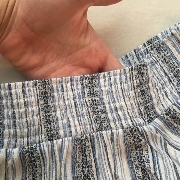 Off the shoulder blue long sleeve! - Picture 3 of 5